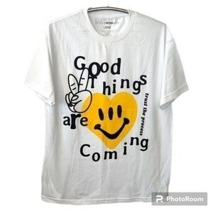 FASHION NOVA MEN | Men’s “GOOD THINGS ARE COMING” FASHION NOVA MEN White Shirt